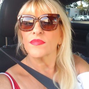 Meet your Posher, Cathie